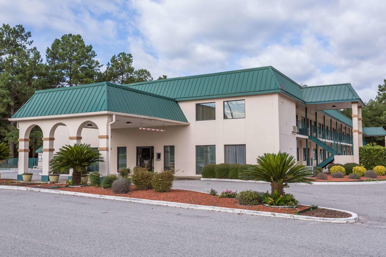 Days Inn By Wyndham Summerton מראה חיצוני תמונה